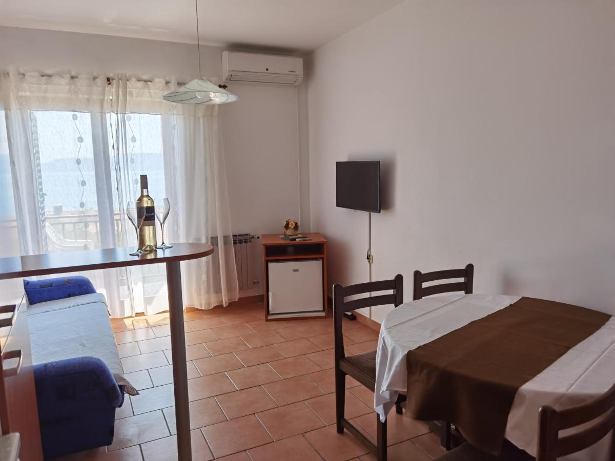 Apartment Kamen Novi Vinodolski Buitenkant foto